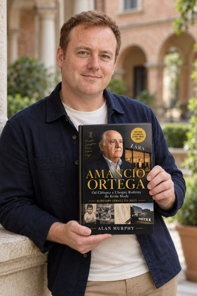 Alan Murphy<div id="crumbs" class="breadcrumbs-bmecp crumbs"><a href="https://prawdziwy-sukces.pl/">Prawdziwy Sukces</a> <span class="breadcrumb-sep">></span> <a href="https://prawdziwy-sukces.pl//ksiazka/">Produkt</a> <span class="breadcrumb-sep">></span> <span class="current">Amancio Ortega: Od Chłopca z Ubogiej Rodziny do Króla Mody – Alan Murphy</span></div>